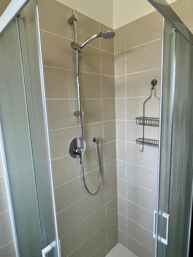 Bnb Il Bicciolano 2 - Bilocale Fronte Ospedale Verceil Extérieur photo